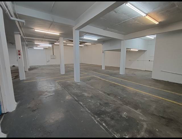 490M² FACTORY TO LET IN NDABENI